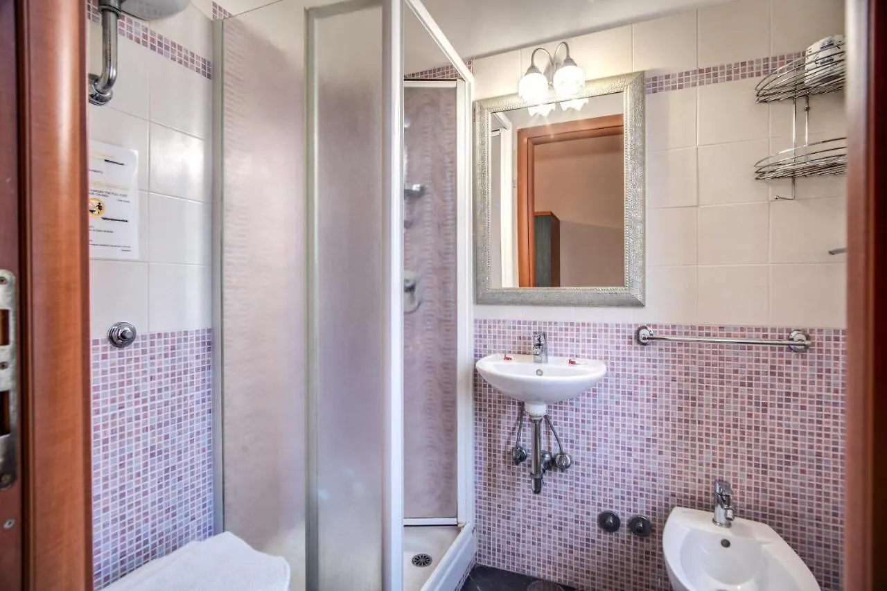 Hotel Millerose Róma 0*,  Olaszország