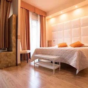 Jane 3*, Firenze Olaszország